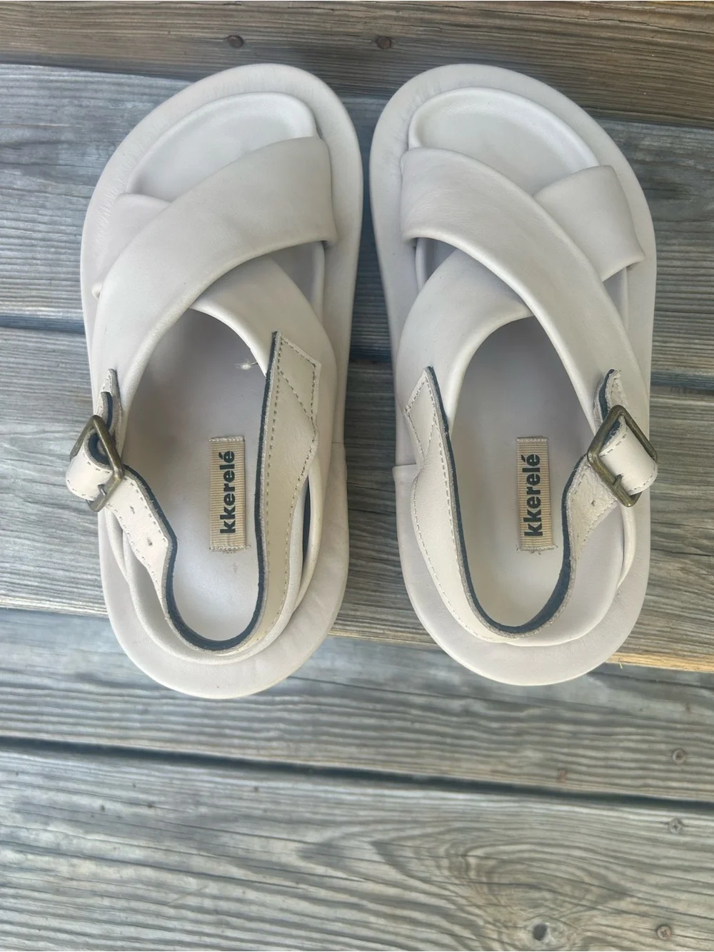 Kkerelé Tira Beige Leather Sandal - Picture 6 of 7